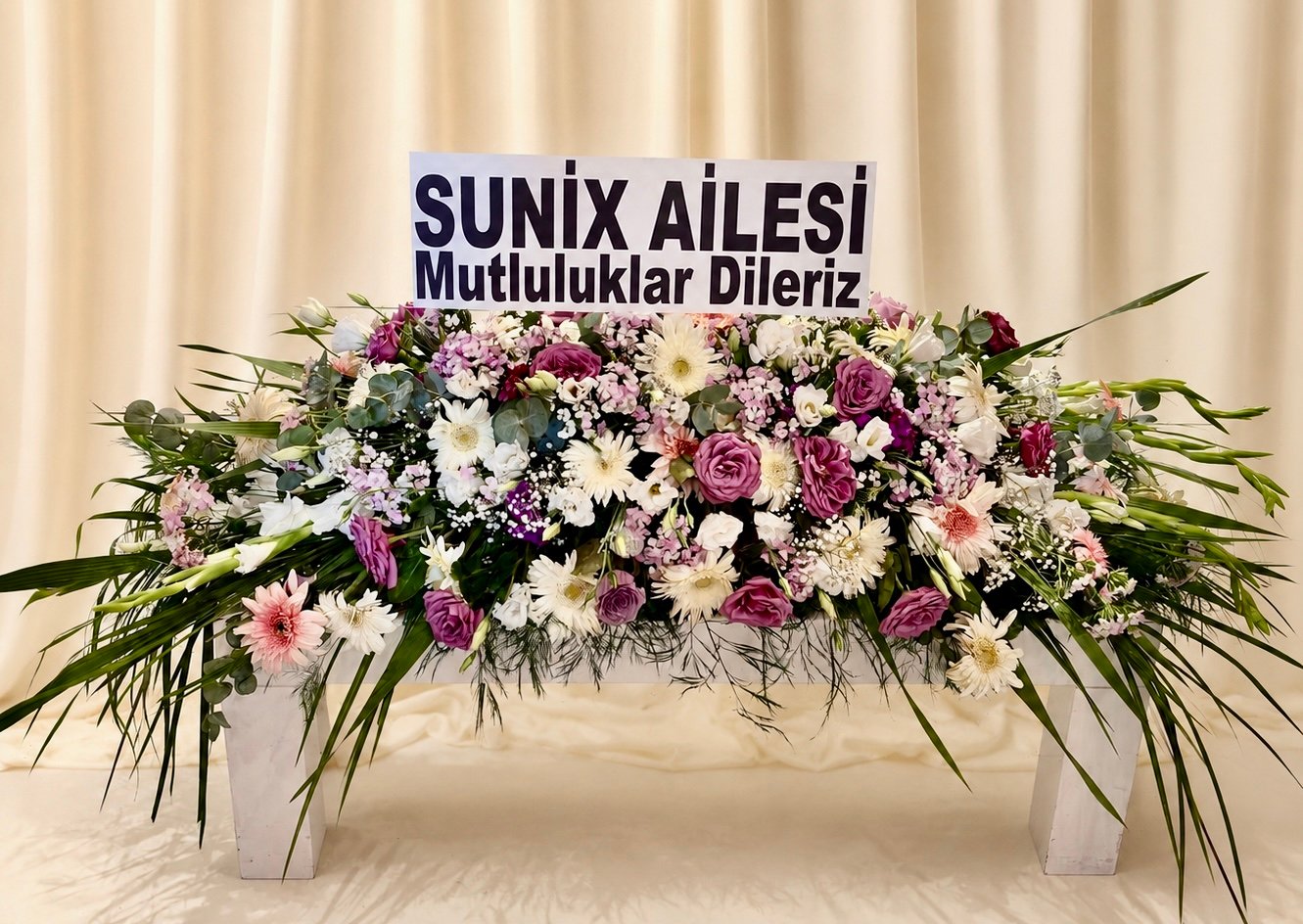 Masa çiçek